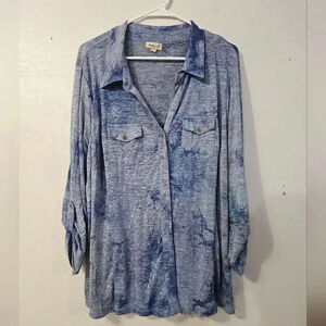Oneworld womens button up long sleeve top!